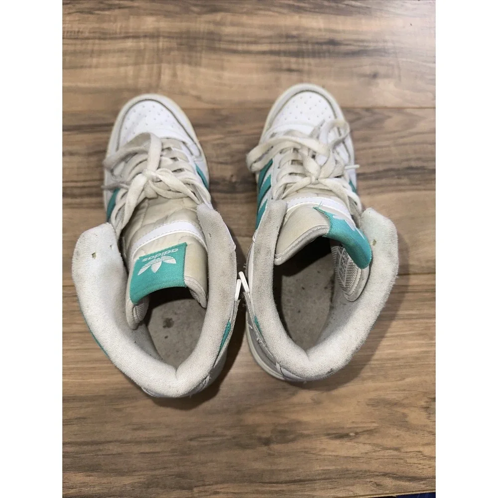 Size 9.5 - adidas‎ Forum Mid White Mint Rush W
